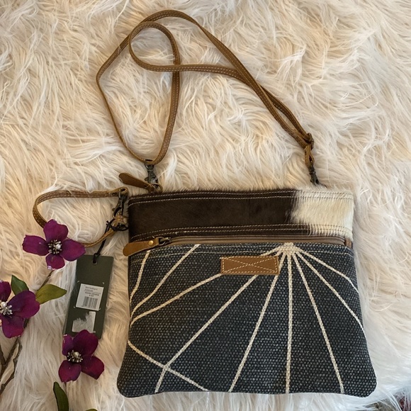 NEW MYRA BAG crossbody - Picture 1 of 13